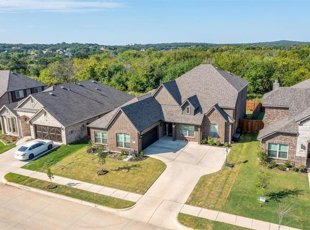 517 Ramon Street, Burleson, TX 76028