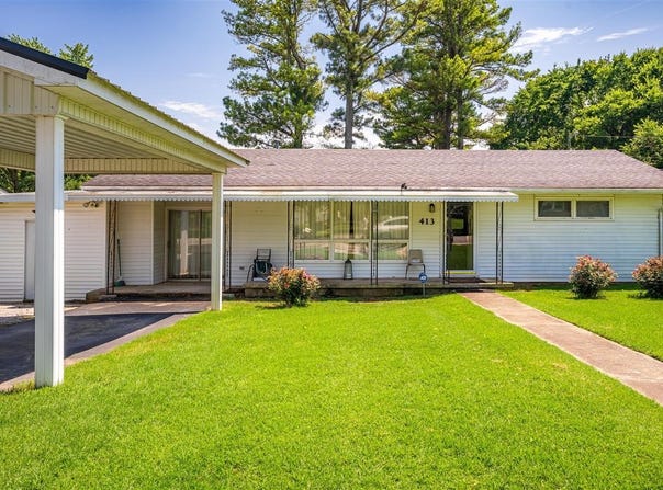 413 Sampson Avenue, Adairville, KY 42202