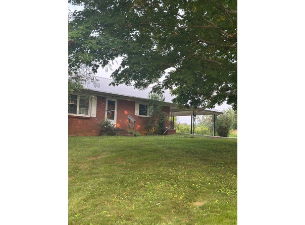 1481 Huntsville Quality Rd, Morgantown, KY 42261