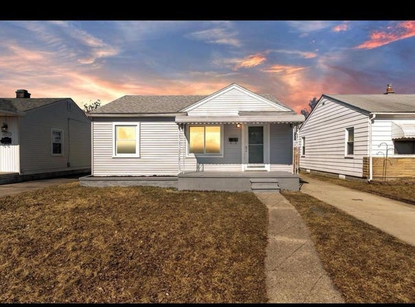 28832 Block Street, Garden City, MI 48135