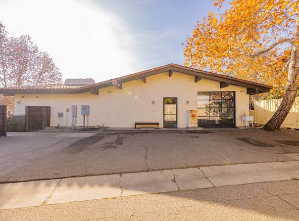110 W. Ojai Ave., Ojai, CA 93023