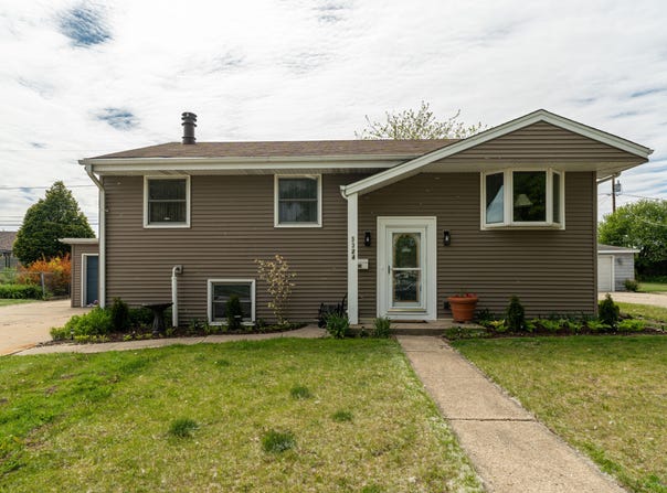 3324 96th St, Sturtevant, WI 53177