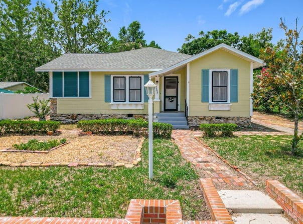 1109 EDMONDS STREET, LEESBURG, FL 34748