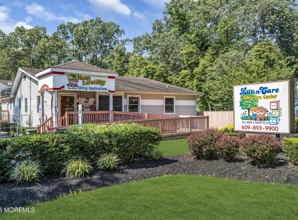 530 Lakehurst Road, Browns Mills, NJ 08015