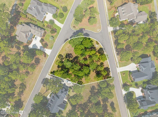 484 Emerald Valley Drive, Shallotte, NC 28470