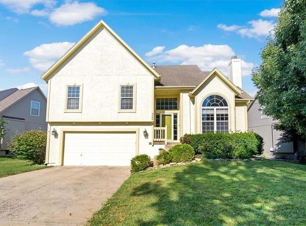 6344 Brownridge Drive, Shawnee, KS 66218