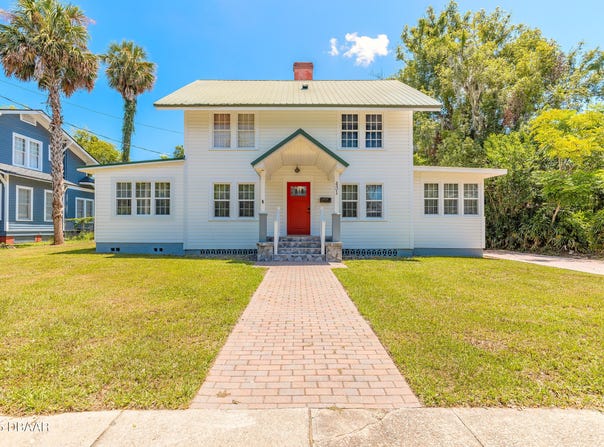 431 N Sans Souci Avenue, DeLand, FL 32720
