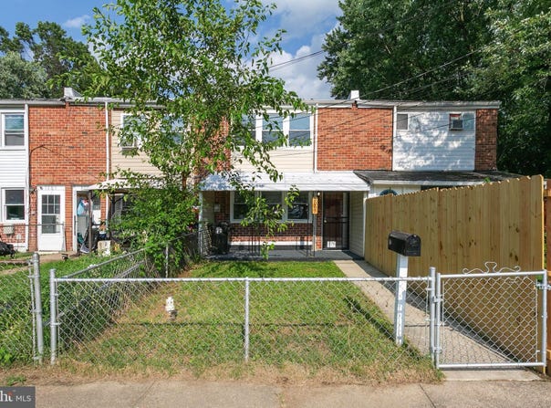 3067 FREEWAY, HALETHORPE, MD 21227