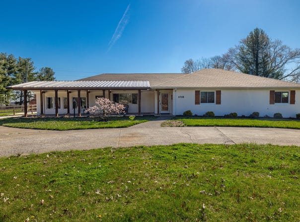 1018 Mackey Pike, Nicholasville, KY 40356