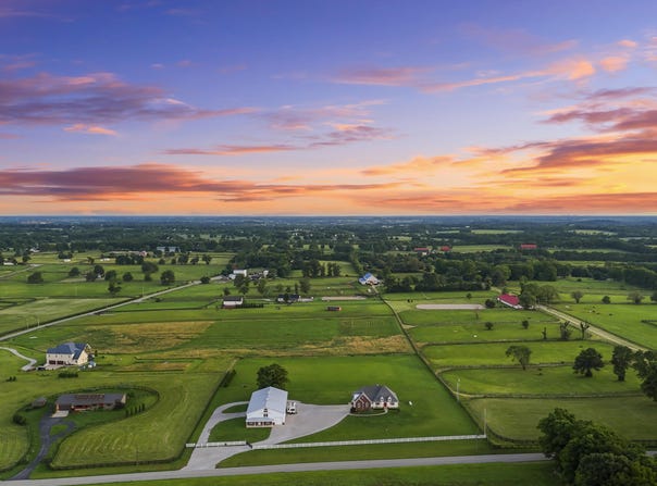 2092 Ironworks Road, Georgetown, KY 40324