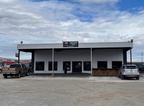 1949 W Boat Street, Ozark, MO 65721