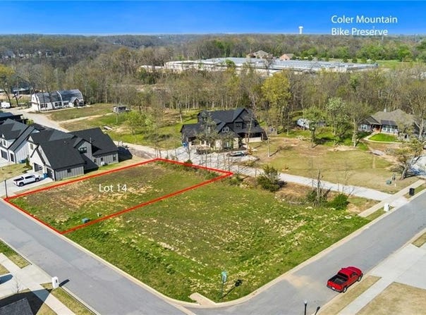 305 Autumn Hills  RD, Bentonville, AR 72712
