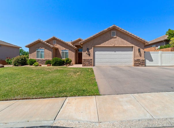 248 S 2020 E CIR, St George, UT 84790