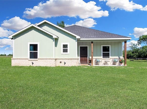 8458 County Road 4093, Scurry, TX 75158