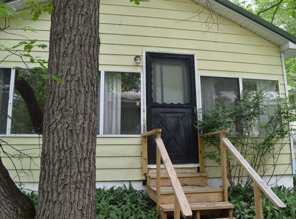 262 NE E BEAR LAKE ROAD, KALKASKA, MI 49646