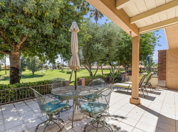 112 Giralda Circle, Palm Desert, CA 92260