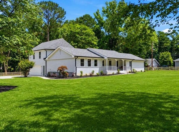 2450 tennyson Trail, Grayson, GA 30017