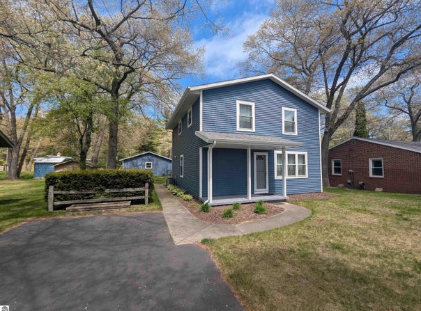 4967 Center, Au Gres, MI 48703