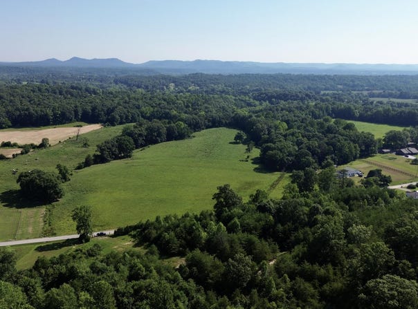 268 Highway 2001, Irvine, KY 40336
