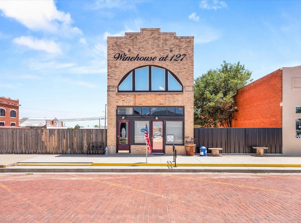 127 E Main Street, Post, TX 79356