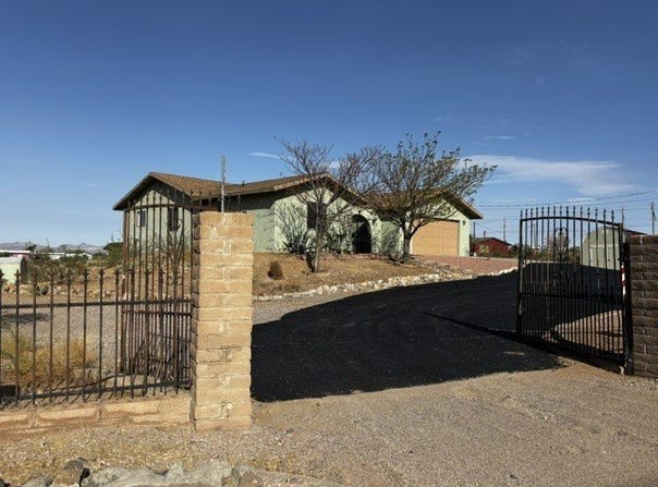 3967 N Bryce Road, Golden Valley, AZ 86413
