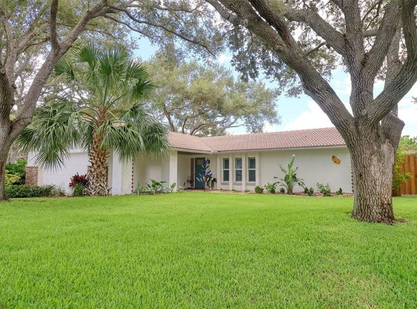 1327 OVERCASH DRIVE, DUNEDIN, FL 34698