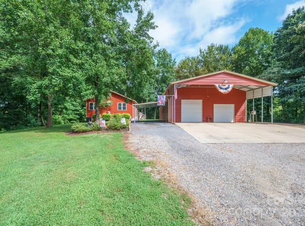 205 Hershel Lackey Road, Lincolnton, NC 28092