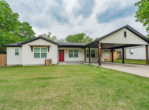 813 Live Oak Street, Royse City, TX 75189
