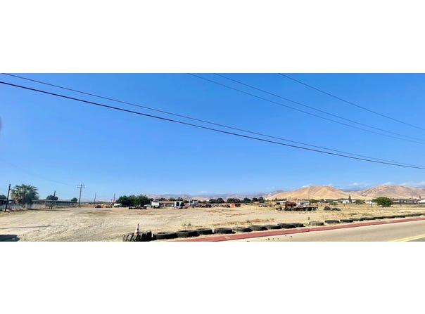 00 W Ropes Avenue, Woodlake, CA 93286