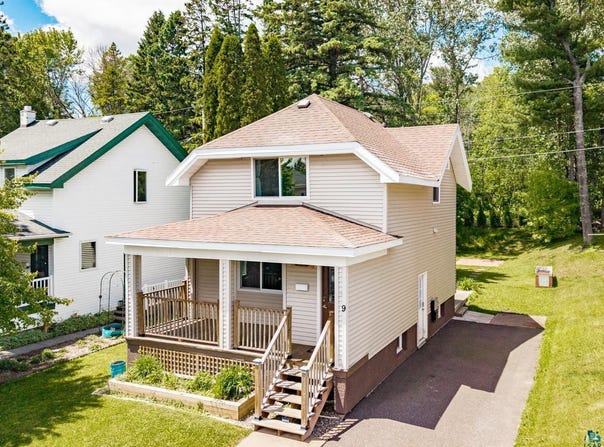 9 St. Louis Ct, Duluth, MN 55808