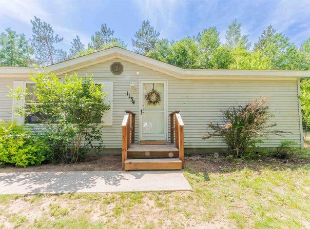 1134 Wagon Wheel Lane, Interlochen, MI 49643
