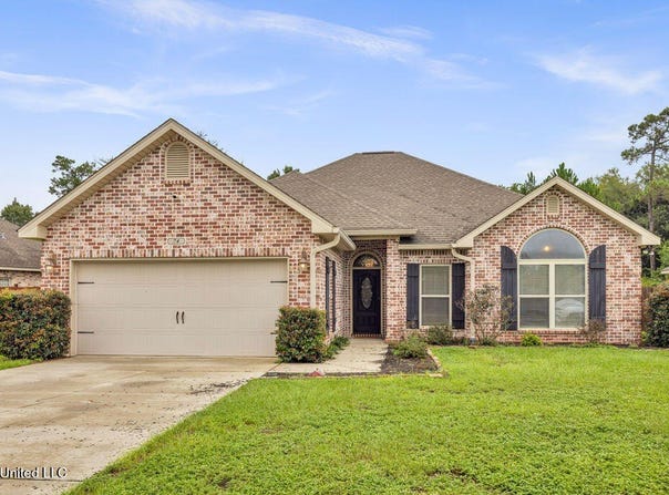 74 Tantallon Drive, Ocean Springs, MS 39564