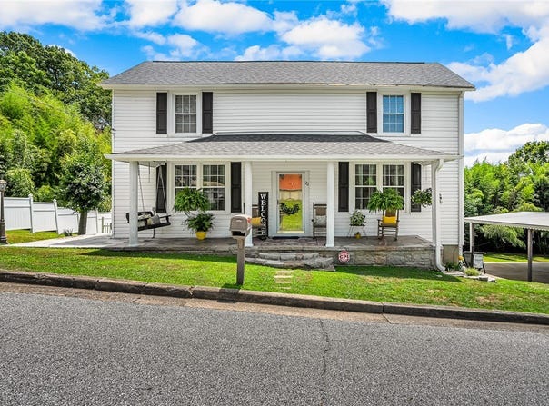22 Hammett Street, Piedmont, SC 29673