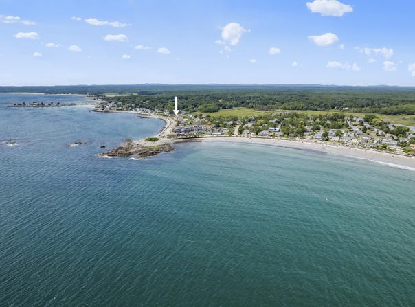 175 Beach Avenue, Kennebunk, ME 04043