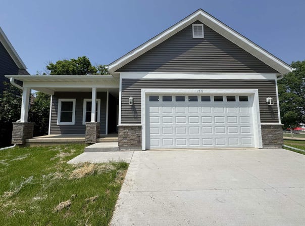 1511 16th Avenue, Monroe, WI 53566
