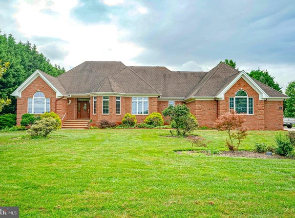 741 BARNSBORO ROAD, MULLICA HILL, NJ 08062