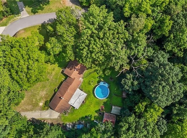 5011 Shadygrove Lane, Greensboro, NC 27407