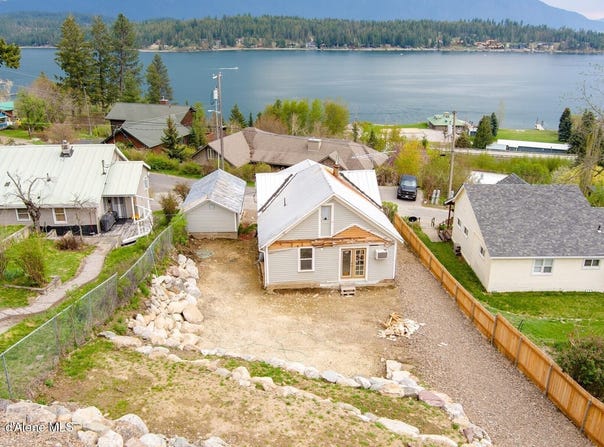 525 Big Hill Rd, Hope, ID 83836