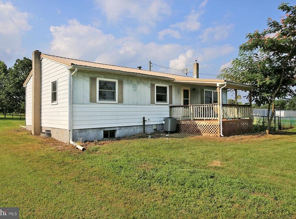 10694 ALLENTOWN BOULEVARD, JONESTOWN, PA 17038
