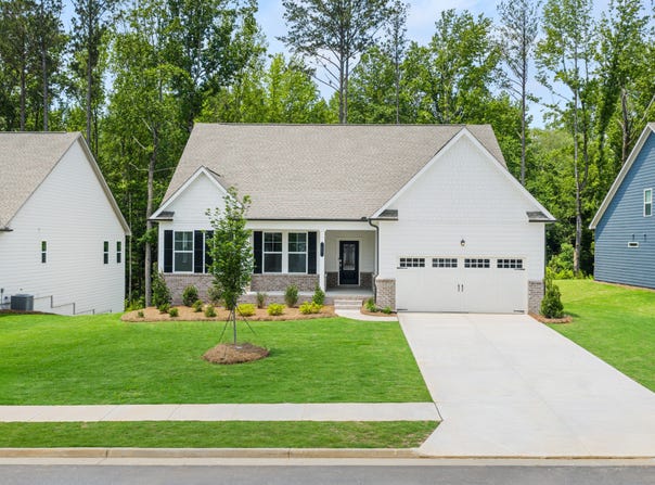 9 Foothills Trail, Sharpsburg, GA 30277