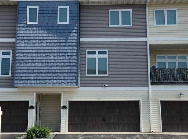 2238 Rolling Green Trail, North Mankato, MN 56003