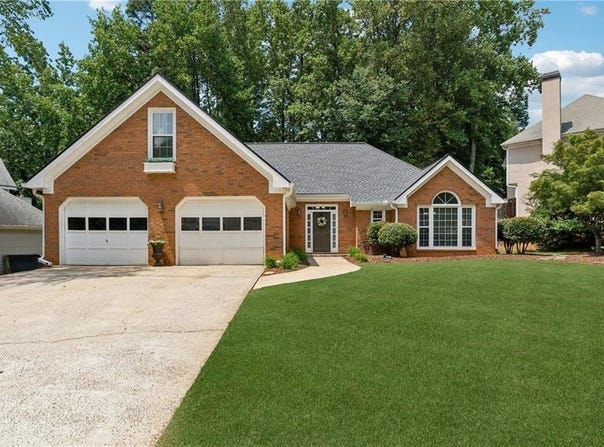 10880 Kimball Bridge Crossing, Alpharetta, GA 30022