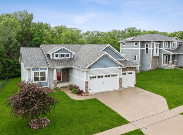 903 Baileys Grove Drive, Adel, IA 50003