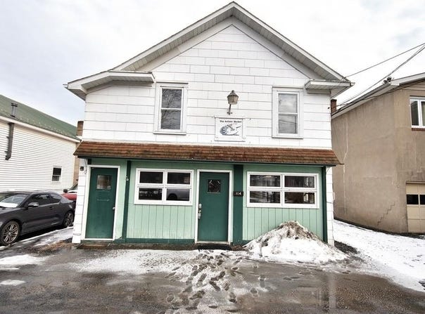 114 Richardson Avenue, Shohola, PA 18458