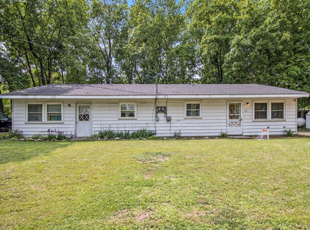 236 & 238 Mary Street, Plainwell, MI 49080