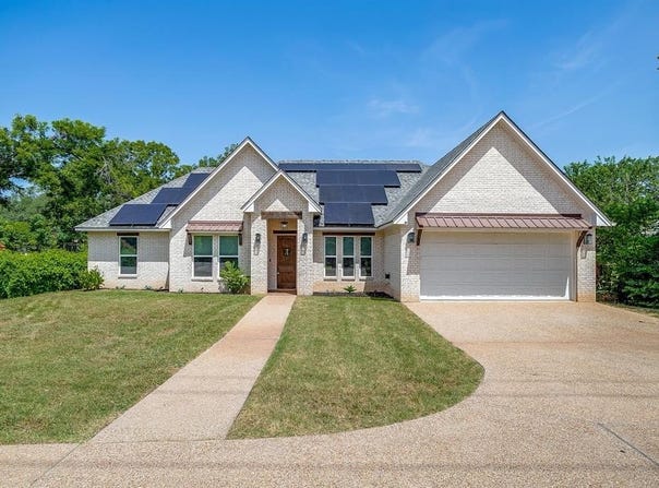 3103 Park Lake Drive, Waco, TX 76708