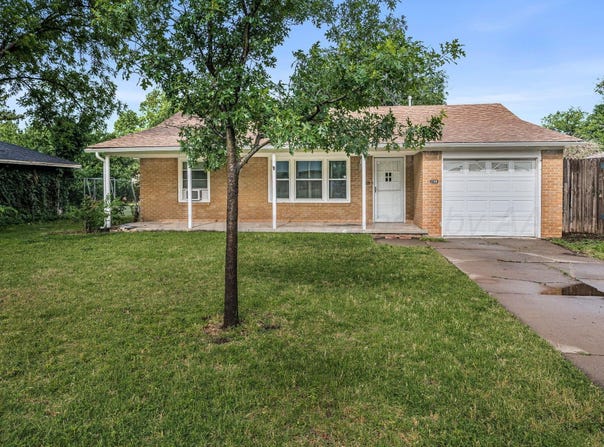 2104 S TRAVIS Street, Amarillo, TX 79109-2026