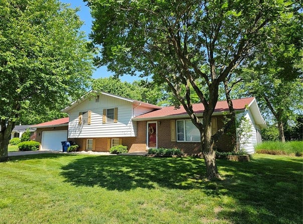255 Delwood Drive, Sparta, IL 62286