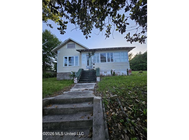604 S Broadway Street, McComb, MS 39648