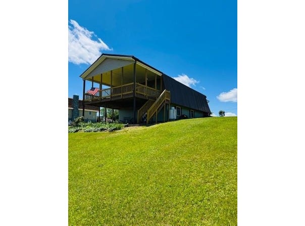 393 Alpine Crest, Fancy Gap, VA 24328